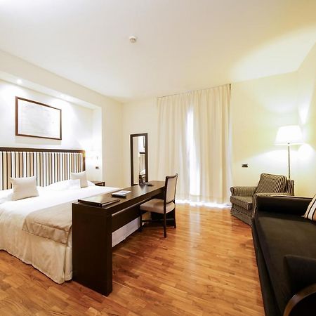 Terrazza Marconi Hotel&Spamarine Сенигалия Екстериор снимка