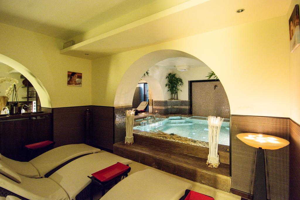 Terrazza Marconi Hotel&Spamarine Сенигалия Екстериор снимка