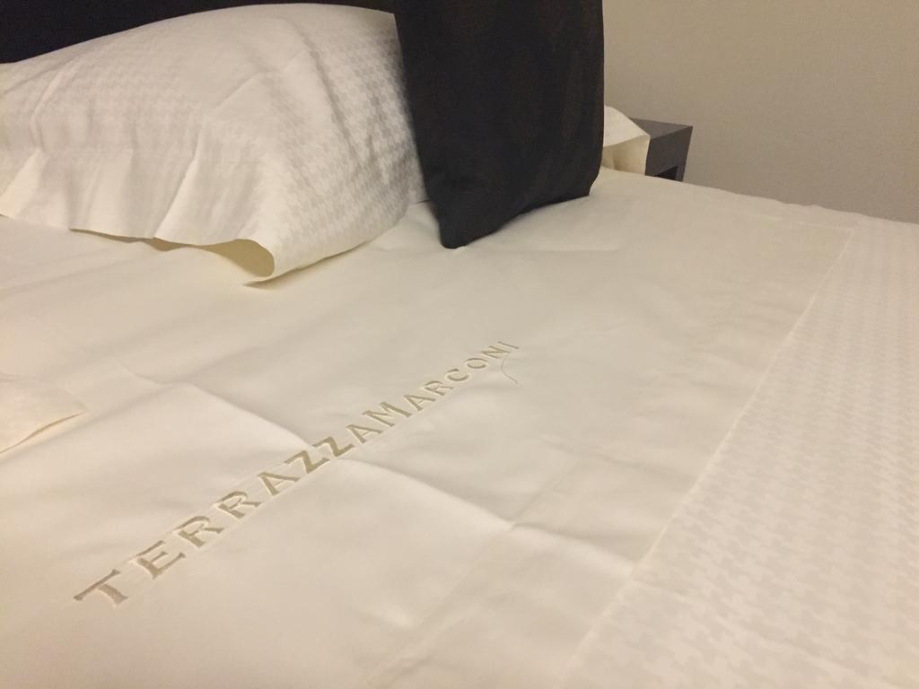 Terrazza Marconi Hotel&Spamarine Сенигалия Екстериор снимка