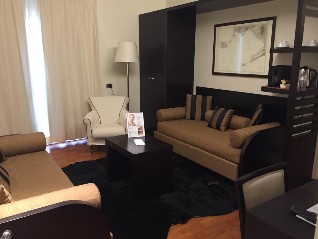 Terrazza Marconi Hotel&Spamarine Сенигалия Екстериор снимка