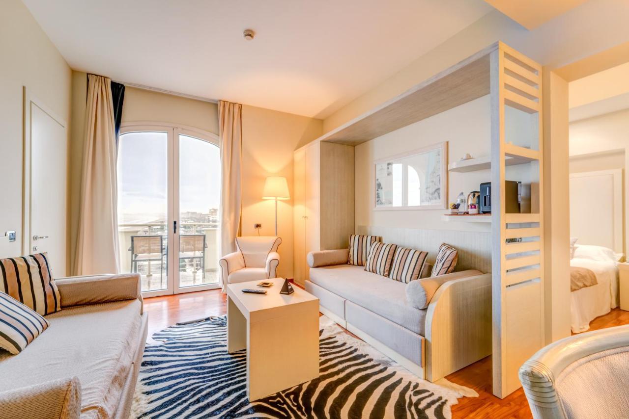 Terrazza Marconi Hotel&Spamarine Сенигалия Екстериор снимка